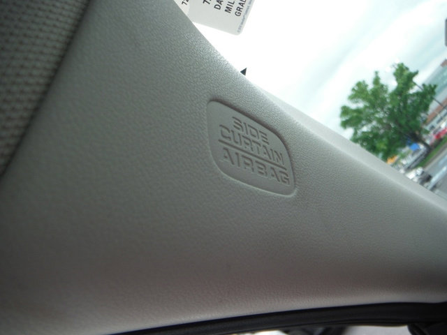 Used 2015 Honda CR-V LX image 25