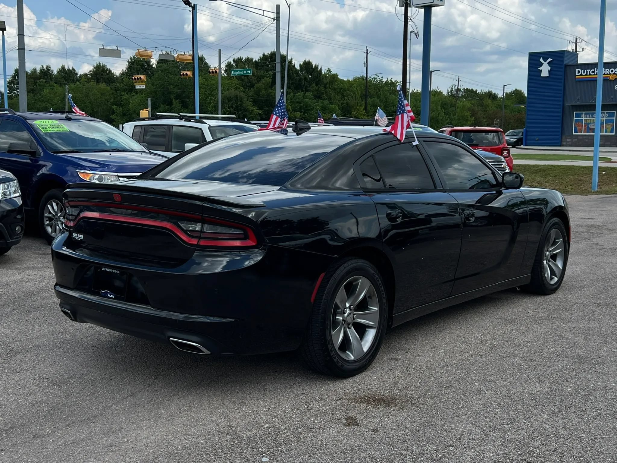 Used 2015 Dodge Charger SXT w/ Plus Group RWD image 6