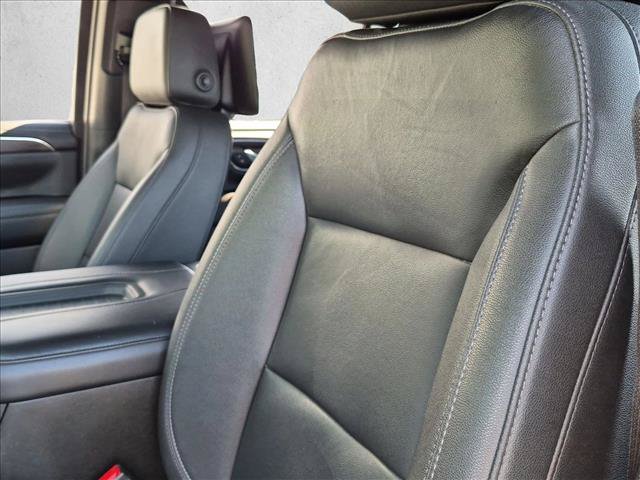 Used 2023 Chevrolet Tahoe Z71 w/ Luxury Package AWD/4WD image 11