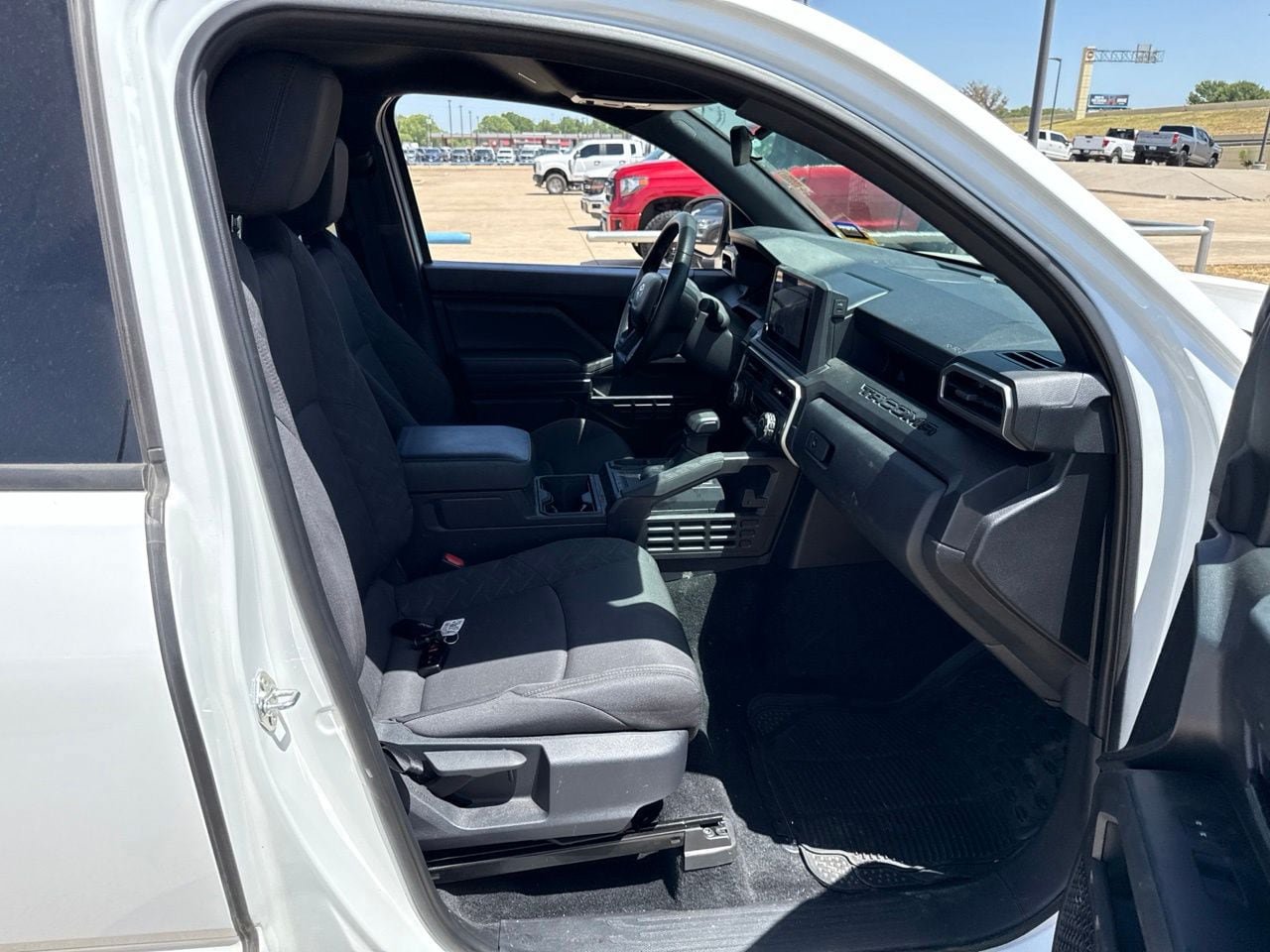Used 2025 Toyota Tacoma SR RWD image 9