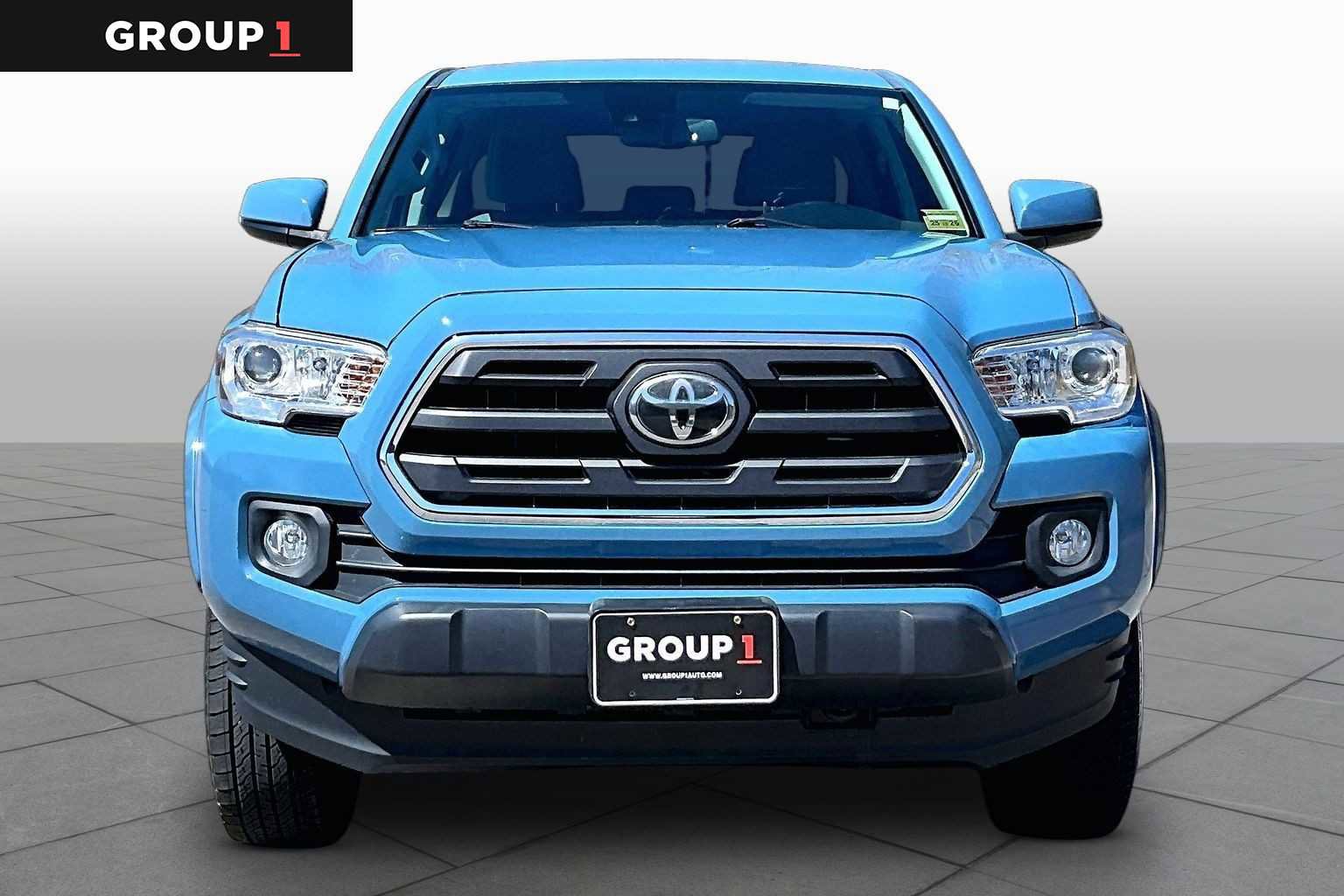 Used 2019 Toyota Tacoma SR5 AWD/4WD image 4