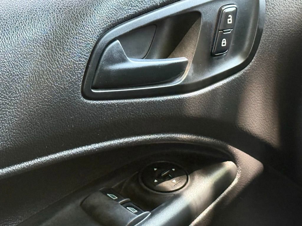 Used 2015 Ford Transit Connect XLT FWD image 17