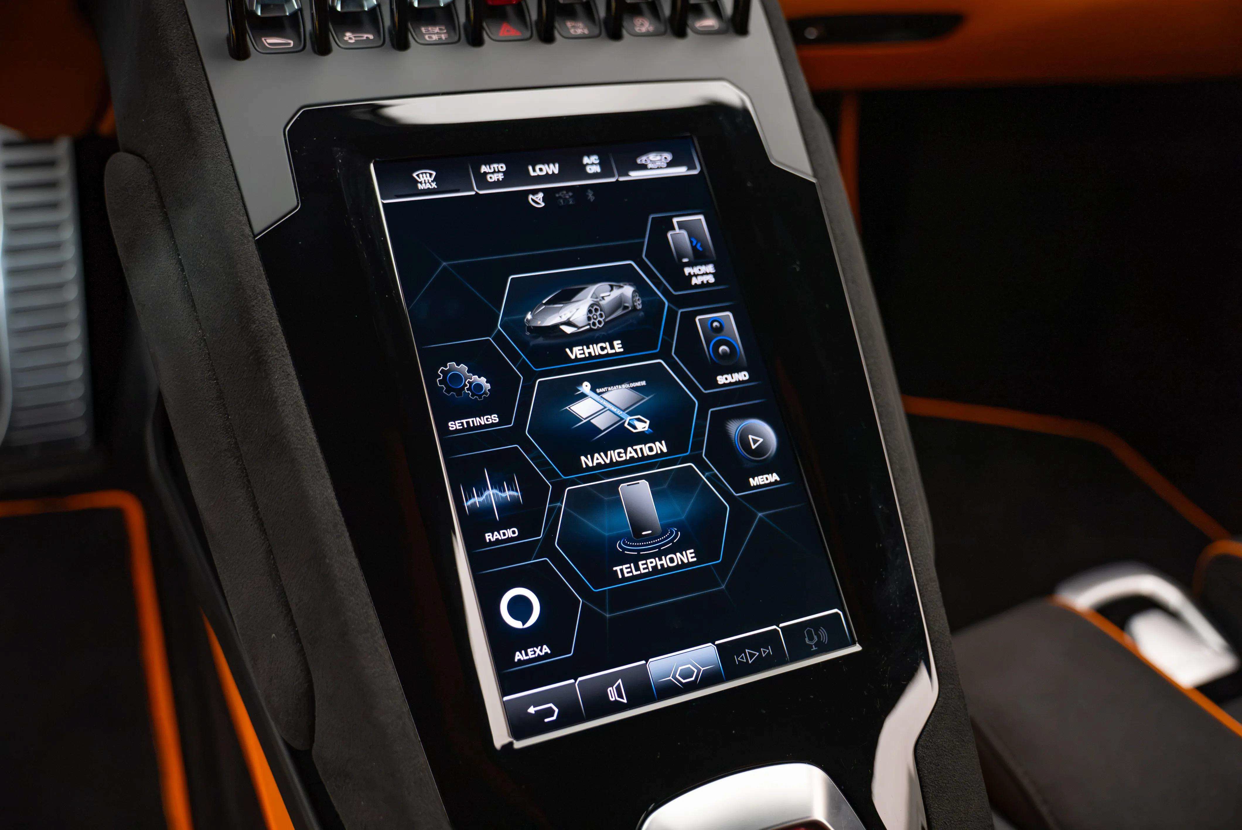 Used 2023 Lamborghini Huracan Tecnica RWD image 31