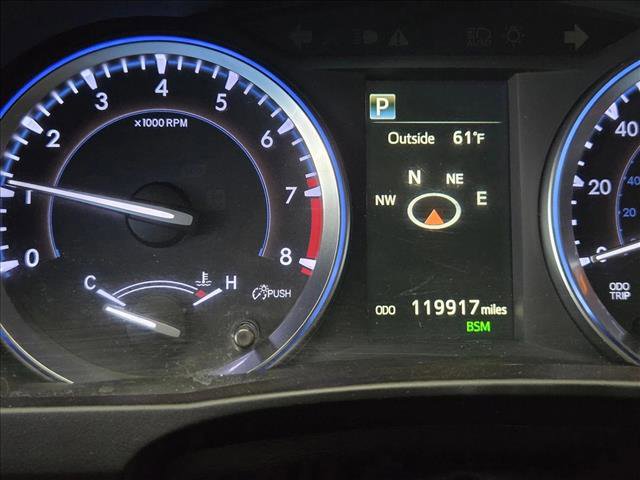 Used 2019 Toyota Highlander XLE image 11