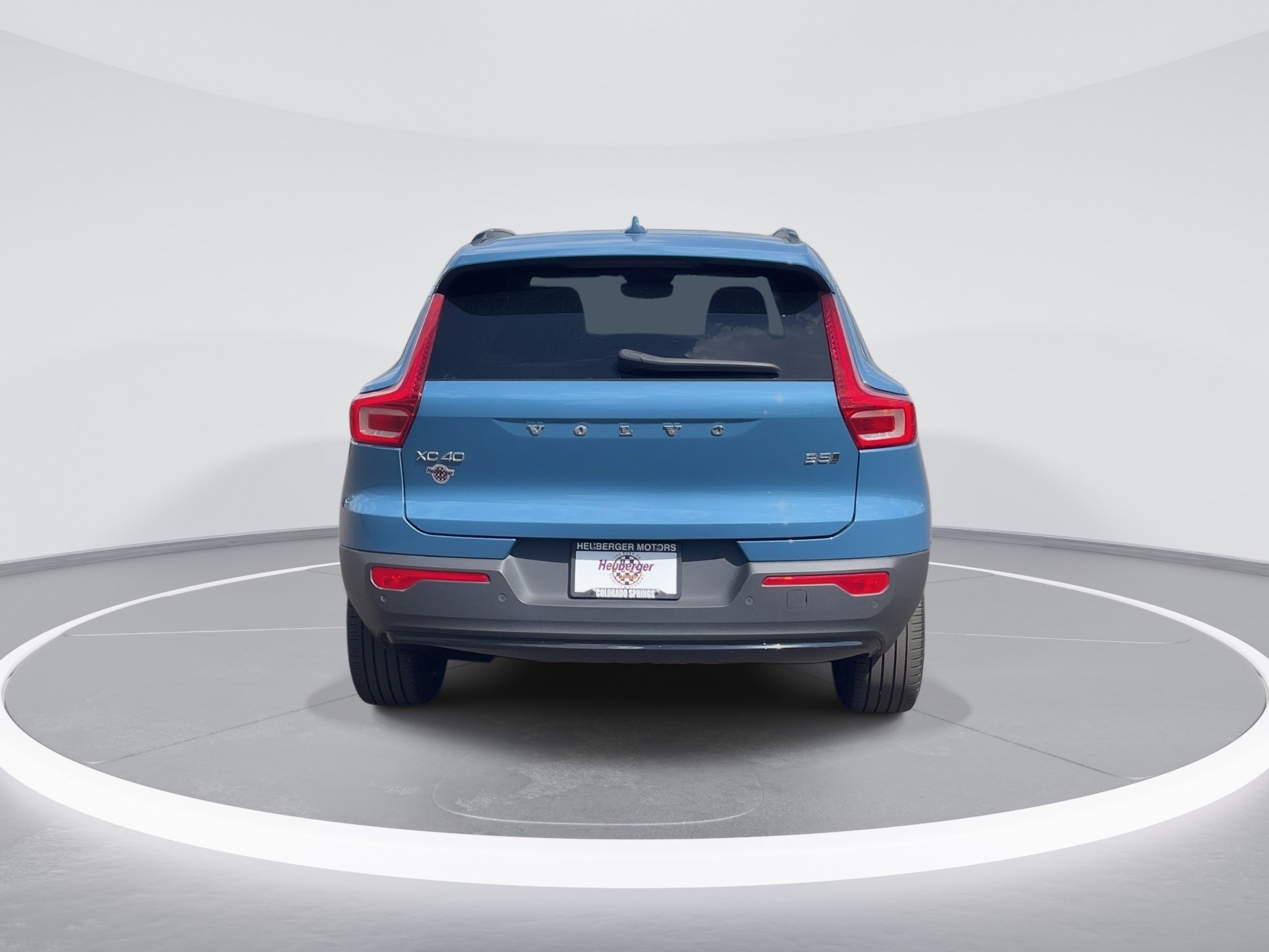 Used 2023 Volvo XC40 B5 Ultimate w/ Protection Package Premier AWD/4WD image 6