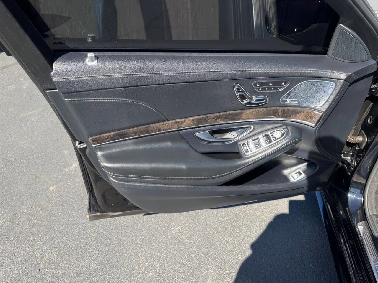 Used 2015 Mercedes-Benz S 550 Sedan image 7