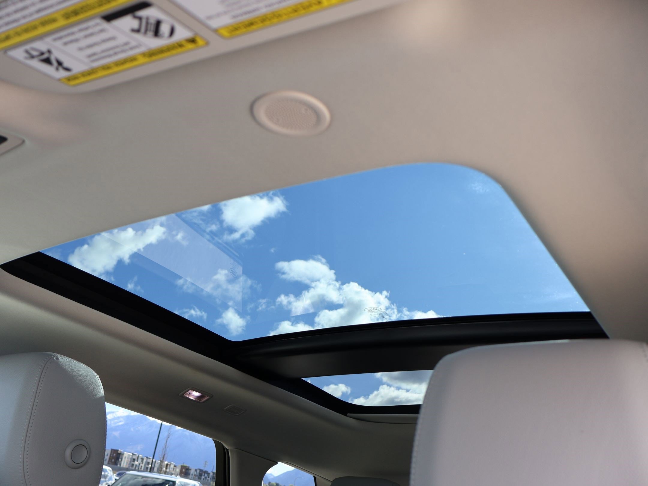 Certified 2025 Land Rover Range Rover Evoque S image 23