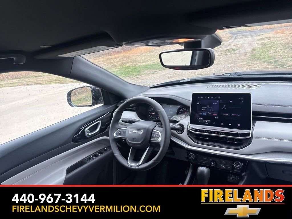 Used 2024 Jeep Compass Limited image 30