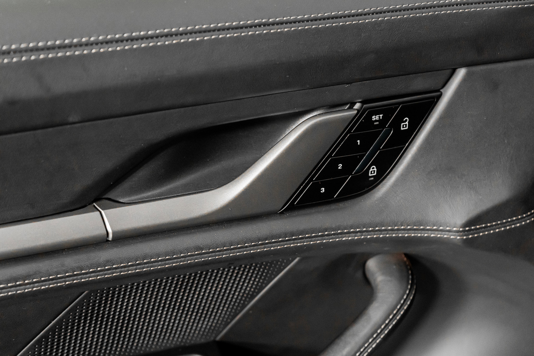 Used 2025 Porsche Taycan Turbo w/ Premium Package image 46