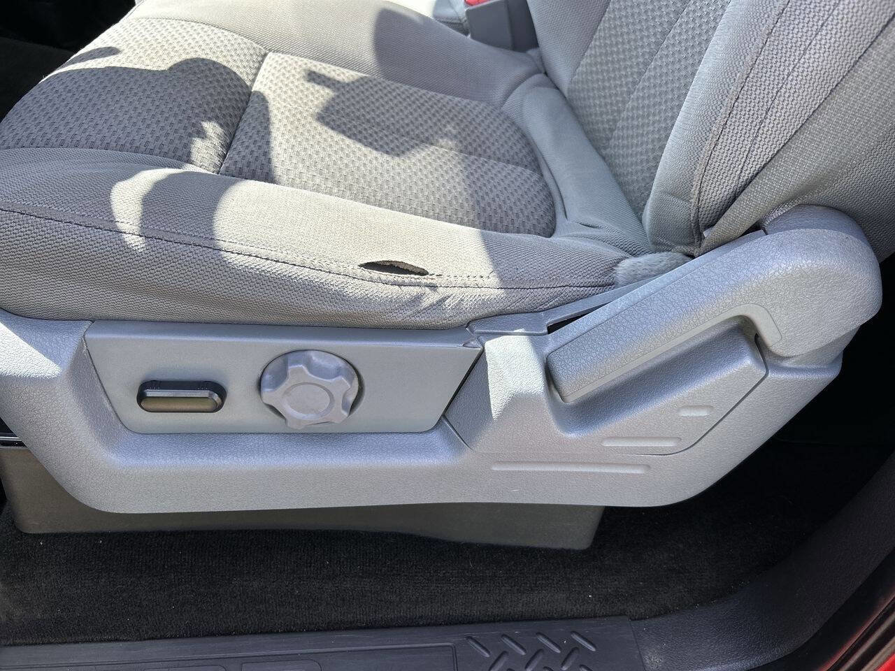 Used 2014 Ford F150 XLT w/ Equipment Group 302A Luxury image 10