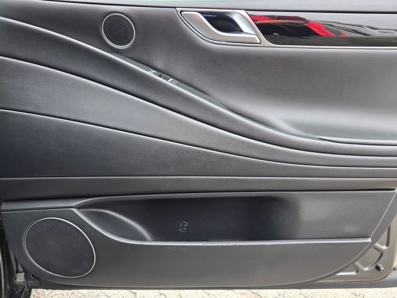 Used 2023 Genesis G80 2.5T image 40