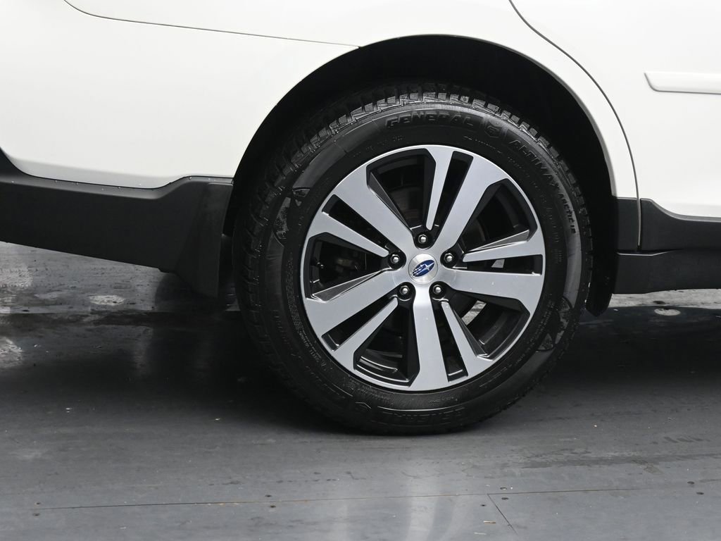 Used 2018 Subaru Outback 3.6R Limited image 10