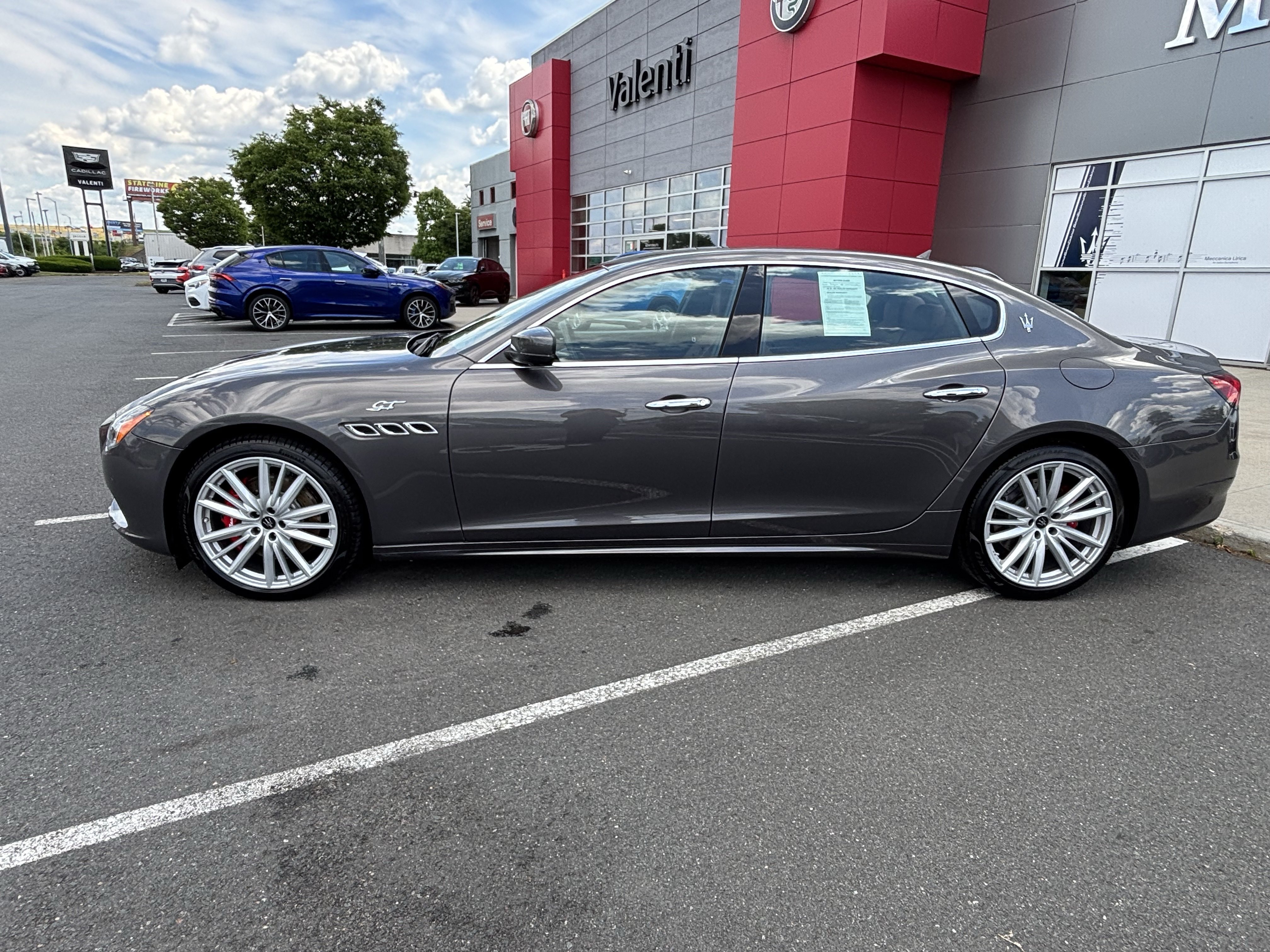 Used 2023 Maserati Quattroporte GT RWD image 4
