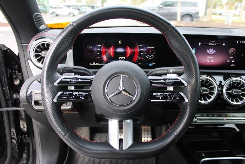 Used 2024 Mercedes-Benz CLA 250 image 21