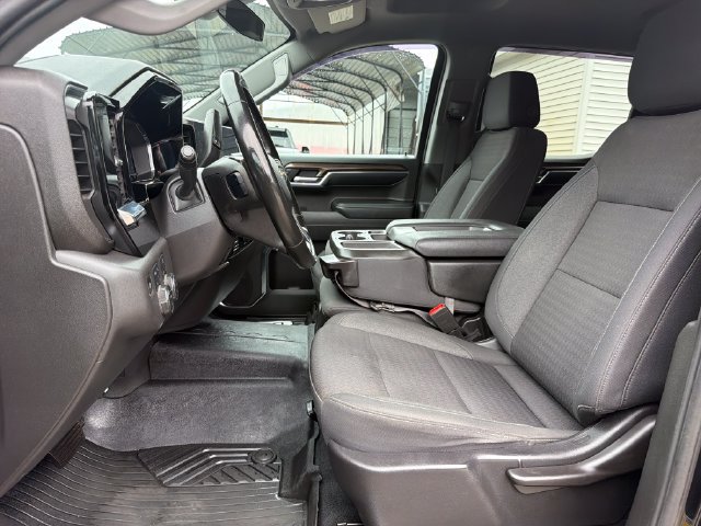 Used 2023 Chevrolet Silverado 1500 LT AWD/4WD image 11