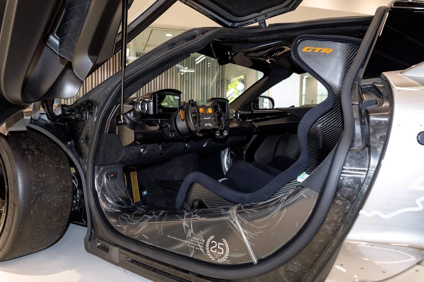 Used 2020 McLaren Senna RWD image 73