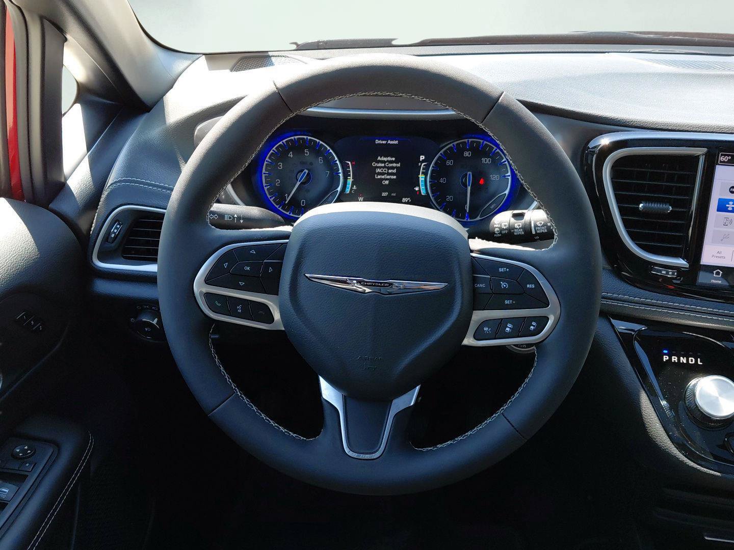 New 2026 Chrysler Pacifica Select AWD/4WD image 47