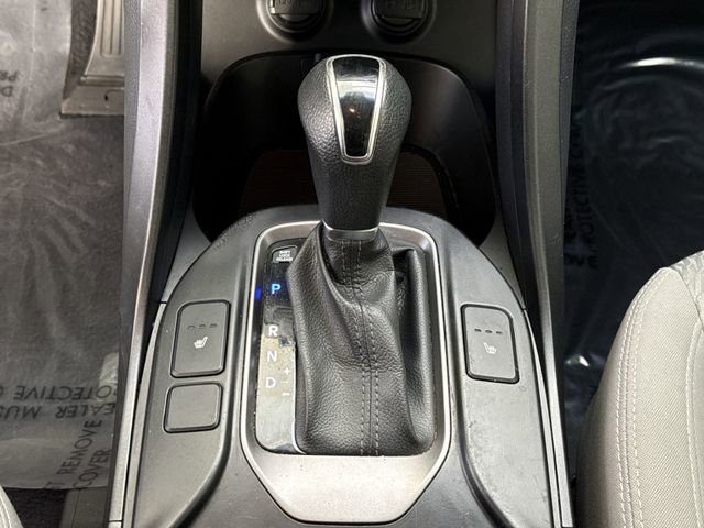 Used 2016 Hyundai Santa Fe SE AWD/4WD image 17