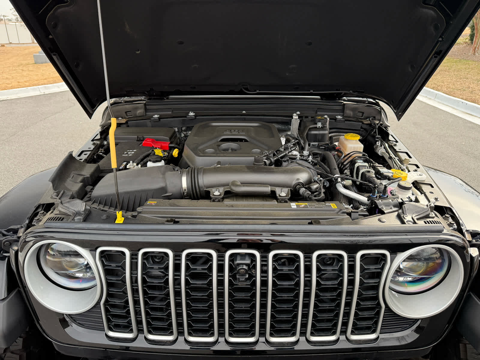 New 2025 Jeep Wrangler Sahara w/ Safety Group image 32