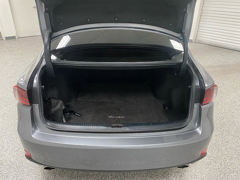 Used 2016 Lexus IS 200t image 14