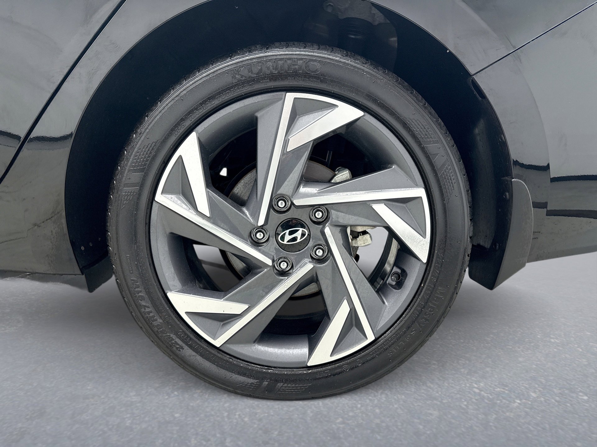 Used 2023 Hyundai Elantra SEL FWD image 22