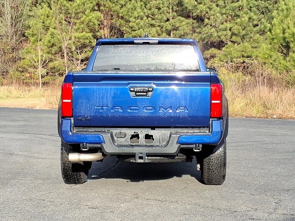 Used 2024 Toyota Tacoma TRD Off-Road image 4