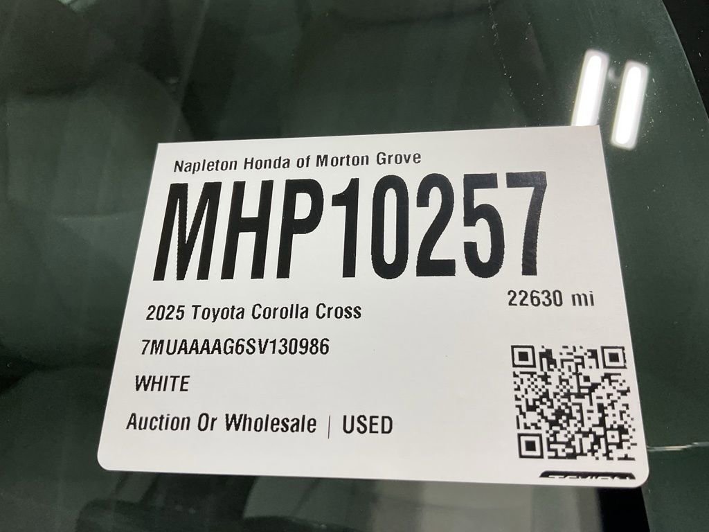 Used 2025 Toyota Corolla Cross L image 32