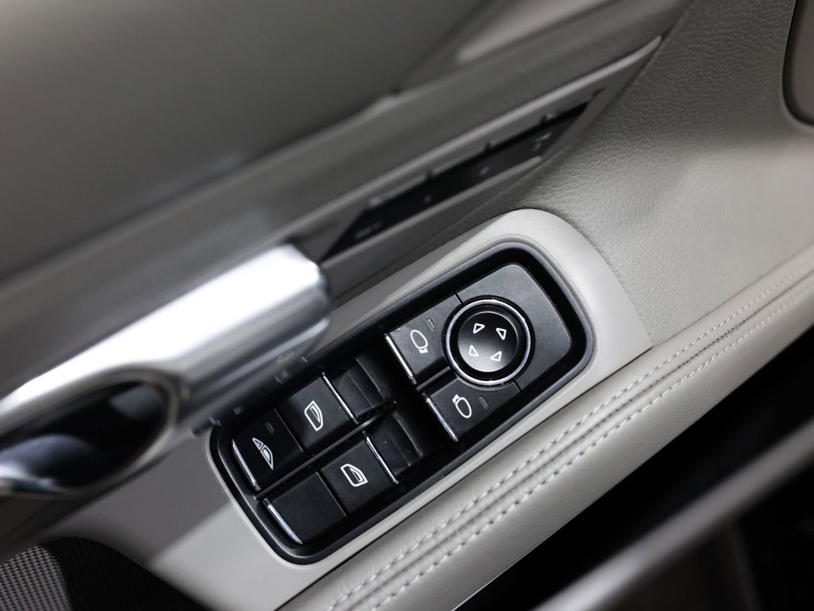 Used 2013 Porsche 911 Carrera image 28