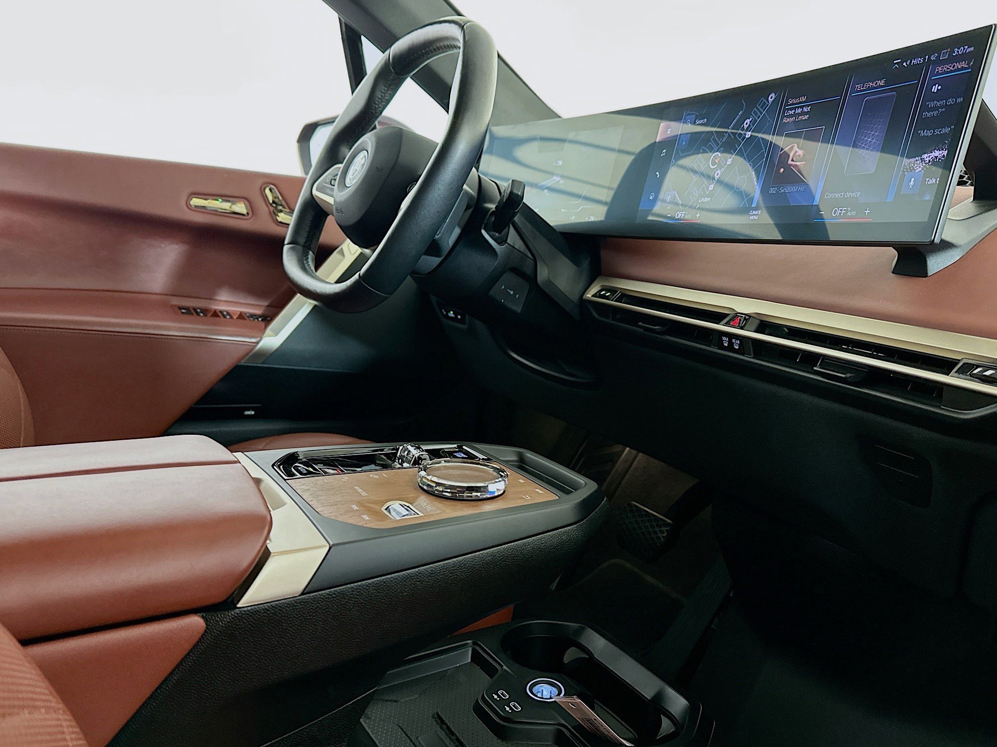 Used 2023 BMW iX xDrive50 w/ Ultimate Package 2 image 29