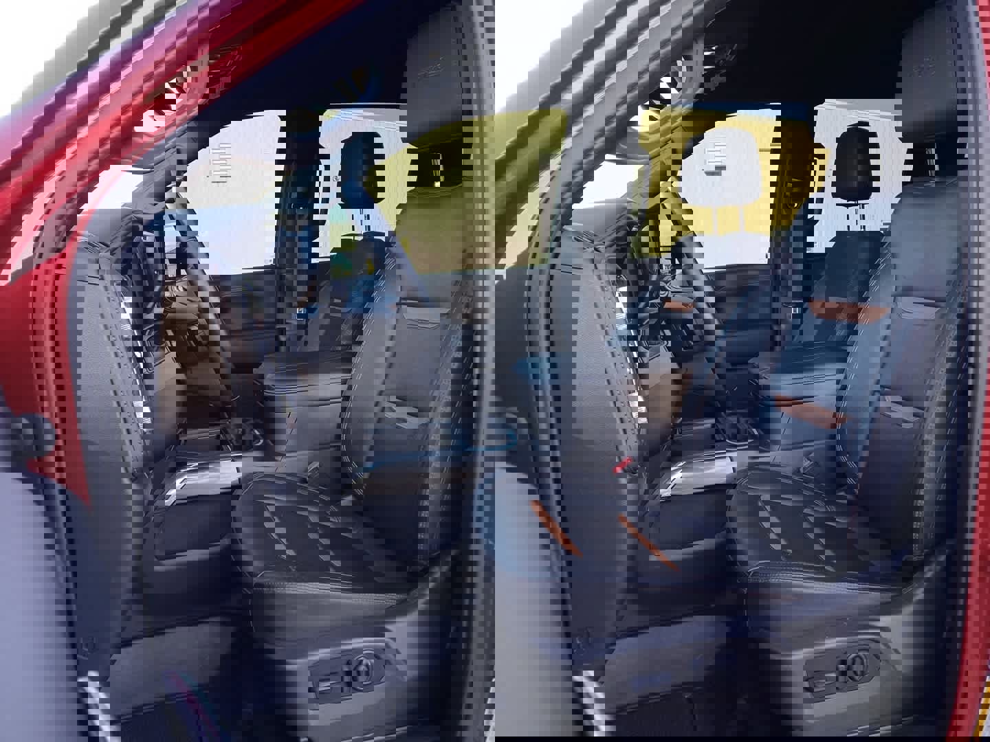 Used 2023 GMC Sierra 2500 AT4 w/ AT4 Preferred Package image 18