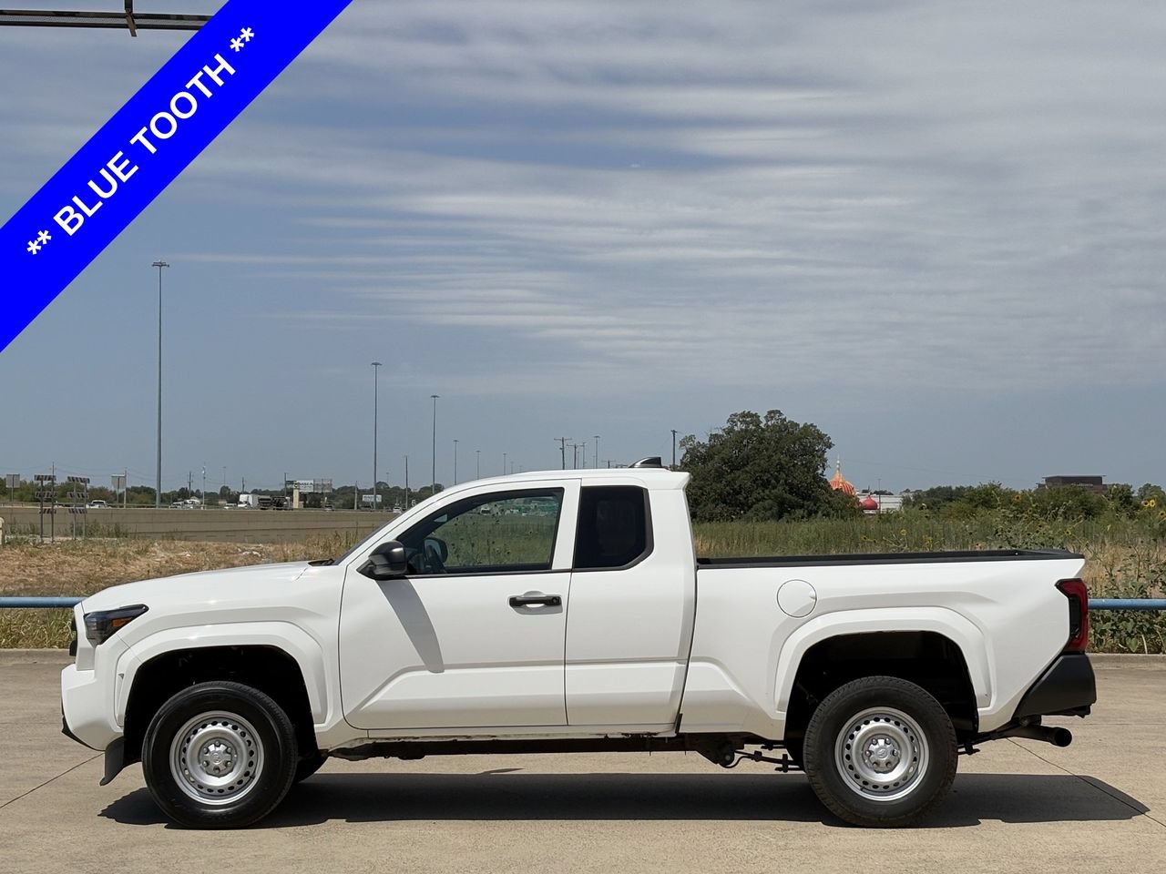 Used 2024 Toyota Tacoma SR RWD image 3