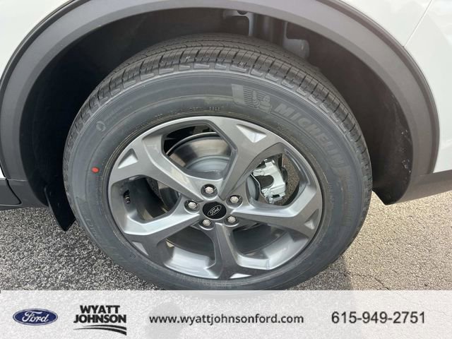 New 2026 Ford Escape ST-Line w/ Tech Pack #1 FWD image 11