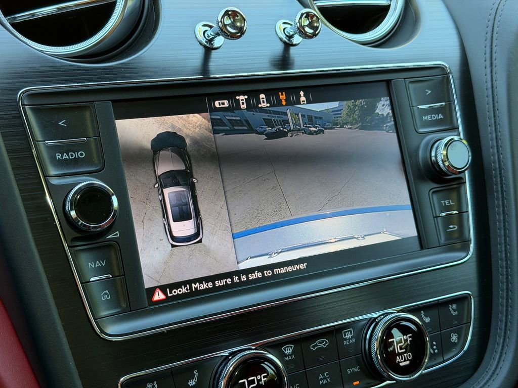 Used 2019 Bentley Bentayga AWD/4WD image 22