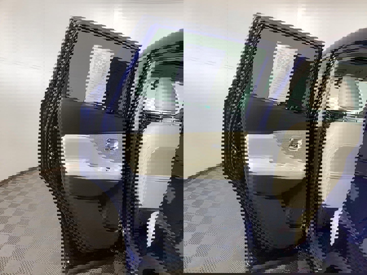 Used 2023 Nissan Murano SL w/ SL Moonroof Package image 13