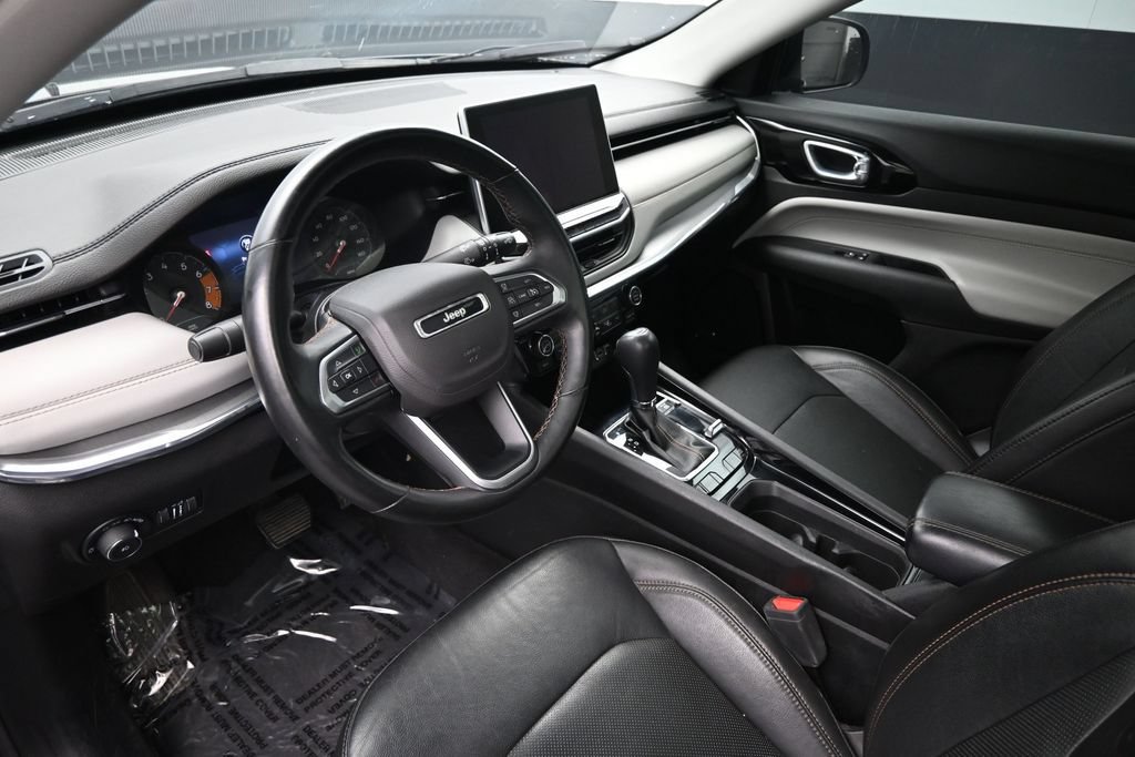 Used 2022 Jeep Compass Limited w/ Sun and Sound Group AWD/4WD image 21