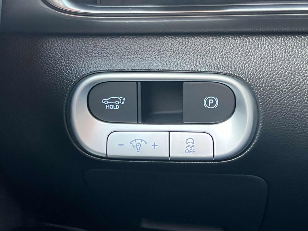 New 2025 Genesis GV60 Advanced image 21