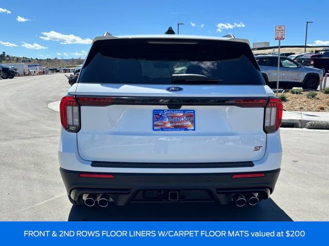 Used 2025 Ford Explorer ST image 4