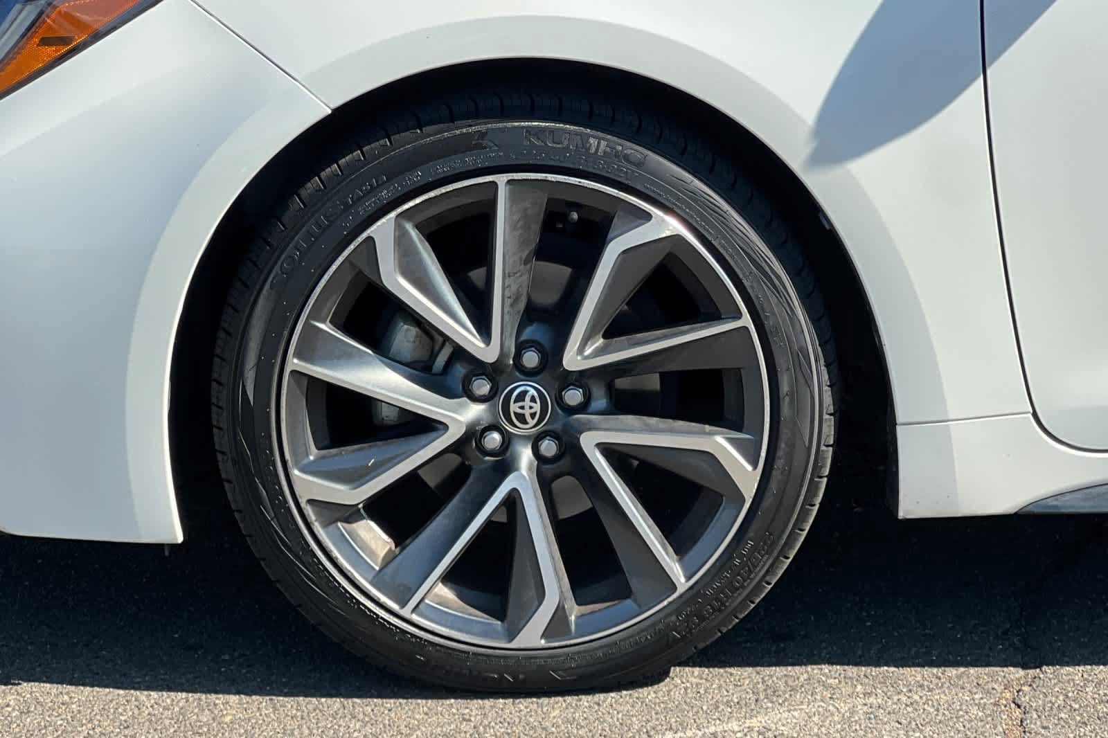 Used 2021 Toyota Corolla SE w/ SE Premium Package FWD image 29