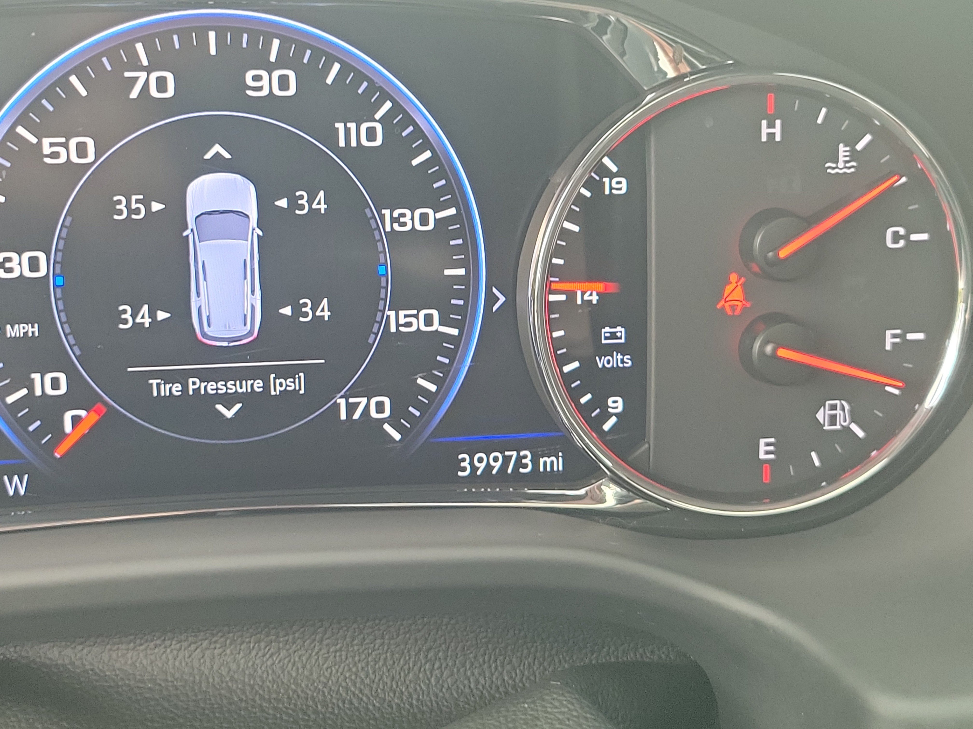 Used 2023 GMC Acadia AT4 w/ Technology Package AWD/4WD image 24