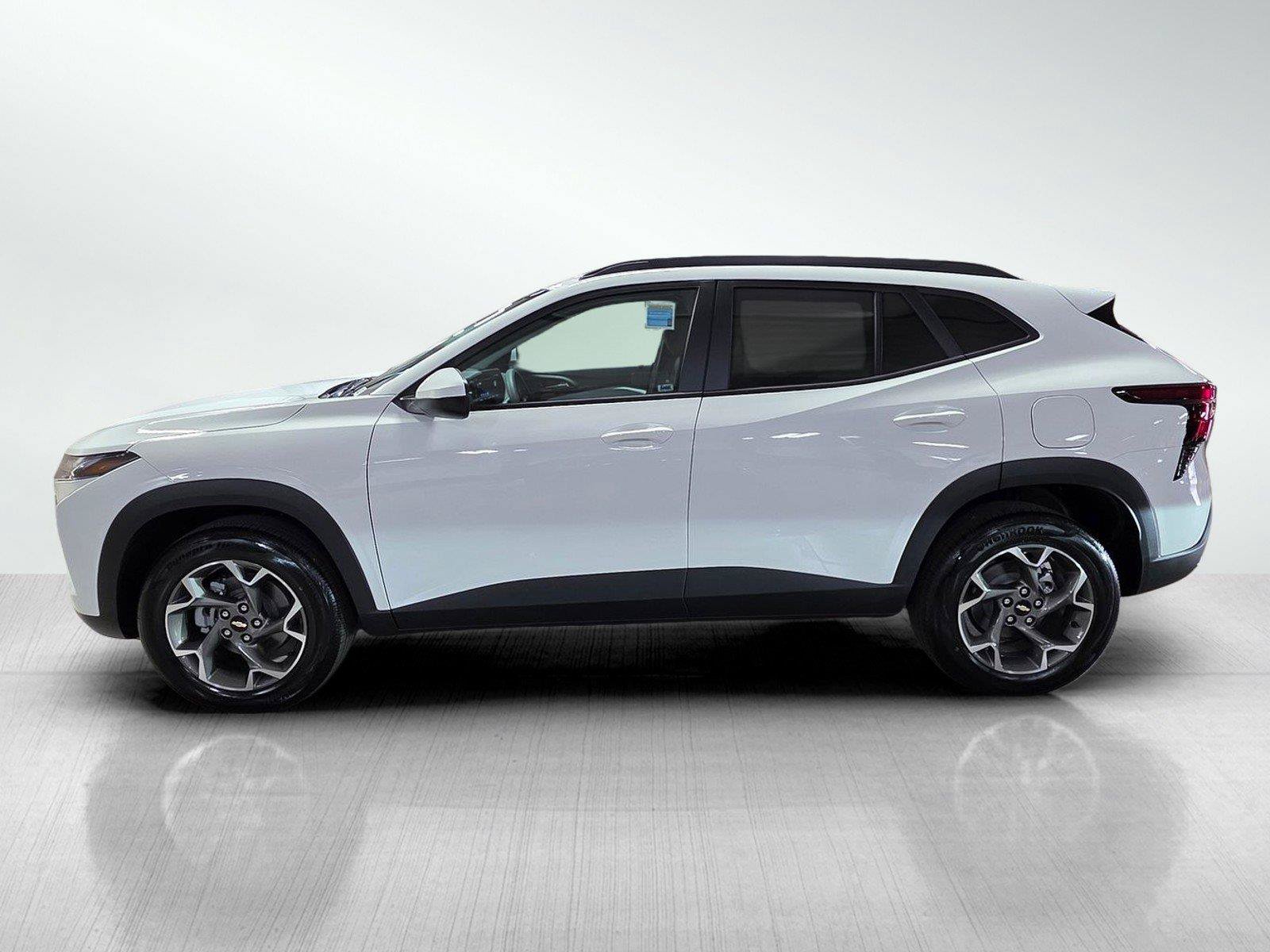 New 2026 Chevrolet Trax LT FWD image 4