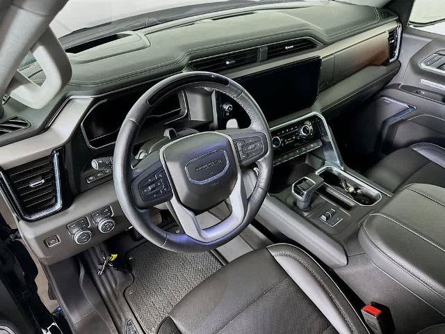 Used 2024 GMC Sierra 1500 Denali AWD/4WD image 2