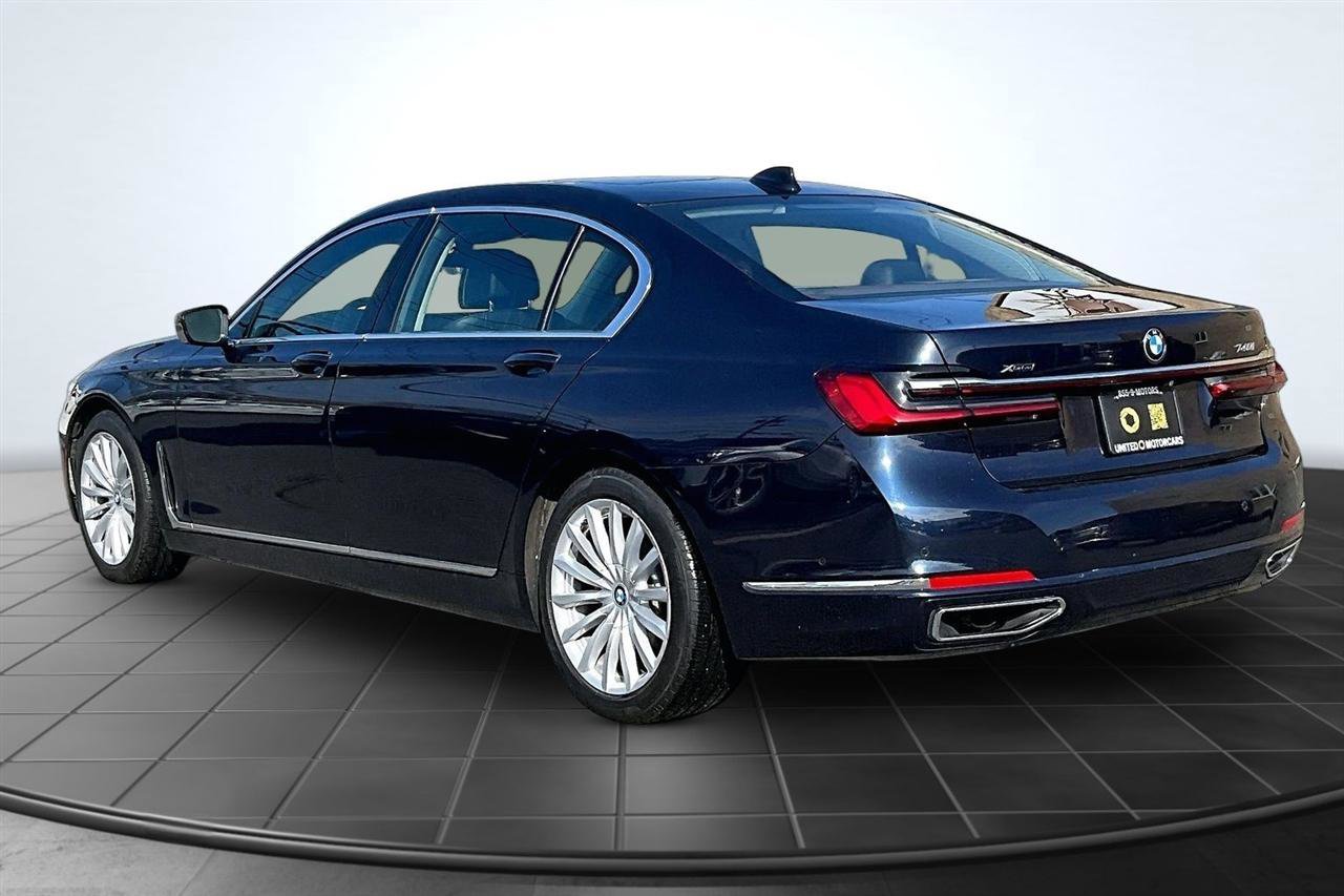 Used 2020 BMW 740i xDrive image 4