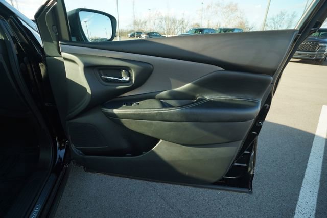 Used 2023 Nissan Murano SV image 20