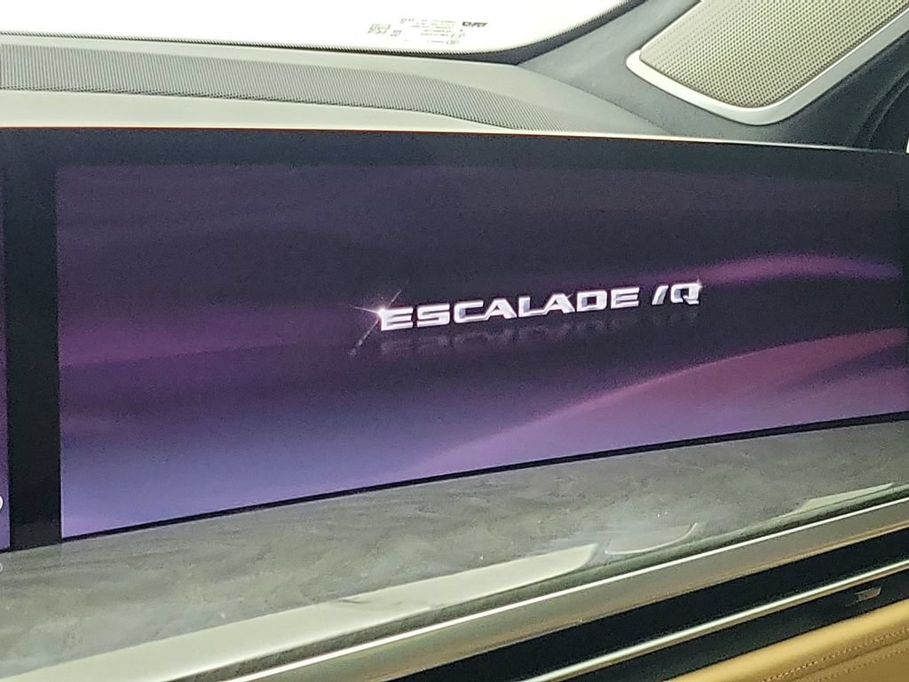 Used 2025 Cadillac Escalade IQ Sport 2 AWD/4WD image 18
