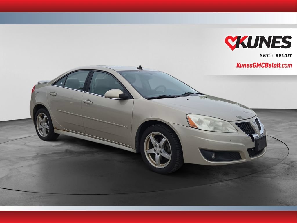 Used 2009 Pontiac G6 Sedan w/ Sport Package 2
