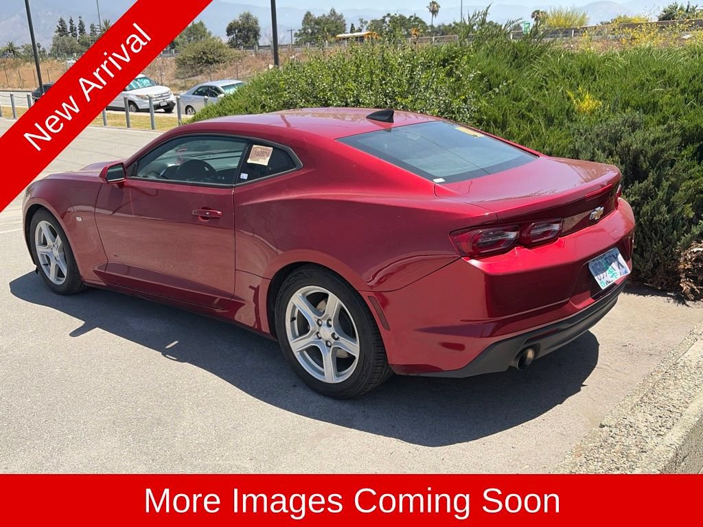 Used 2023 Chevrolet Camaro LT RWD image 5