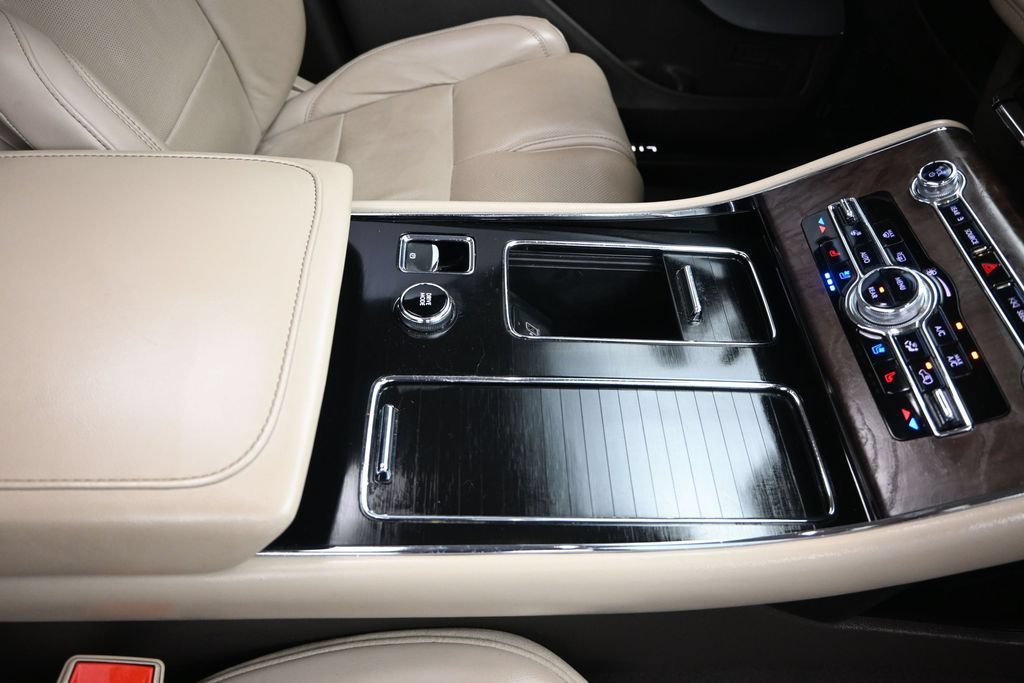Used 2022 Lincoln Aviator Reserve w/ Equipment Group 201A RWD image 28