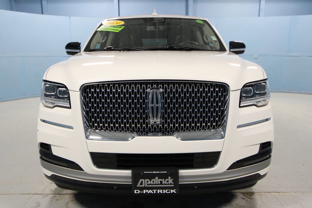 Used 2024 Lincoln Navigator L Reserve image 34
