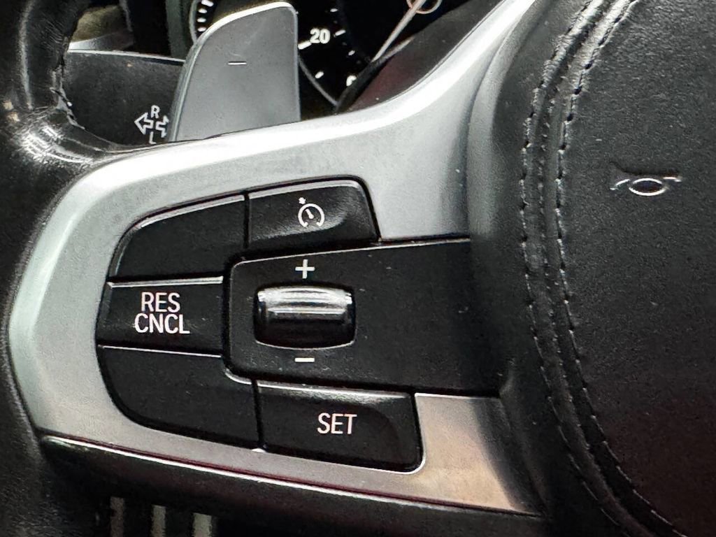 Used 2018 BMW 540i image 30