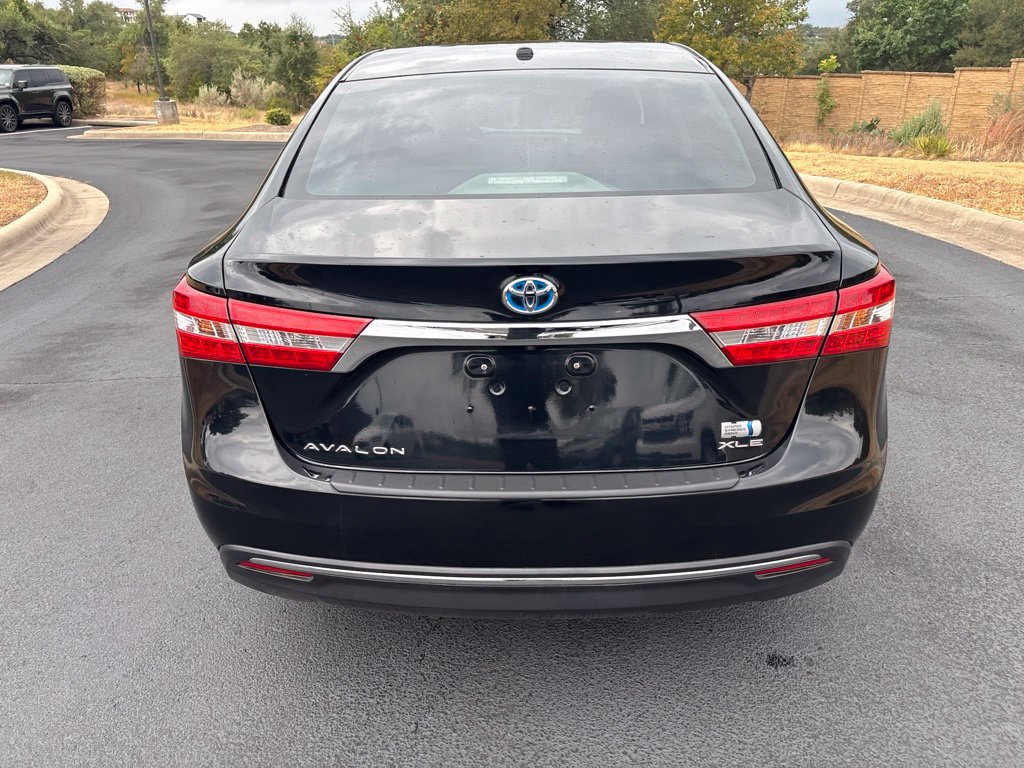 Used 2014 Toyota Avalon XLE Touring FWD image 4